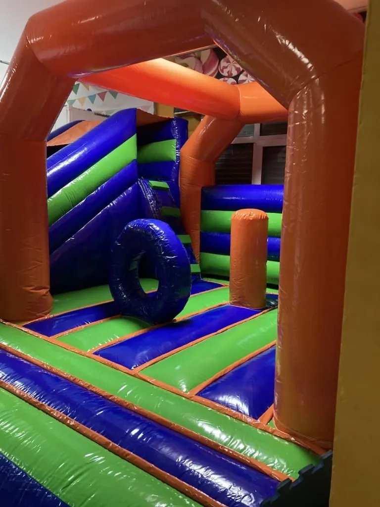 Local Azul en Petrer